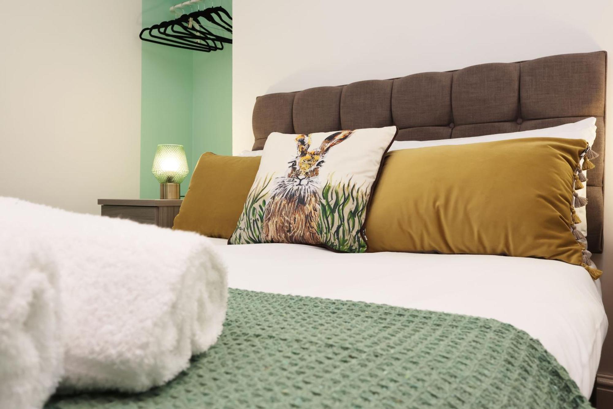 Viewing Deck, On-Street Parking, Tv In Every Room Swansea Exterior foto